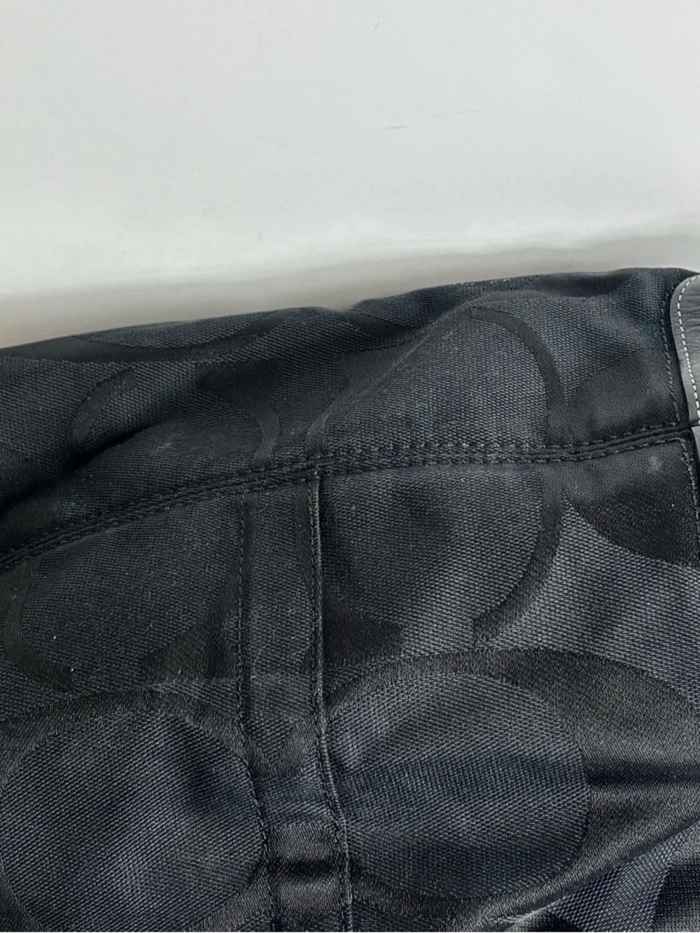 Coach Vintage Hobo Shoulder Bag in Black Canvas with Leather Straps - Picture 6 of 9